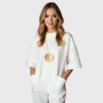 Julia – Elegant Short-Sleeve Jumpsuit