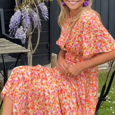 Elsie | Classic V-Neck Dress